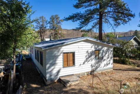 1221 Riverside Avenue Twisp WA 98856