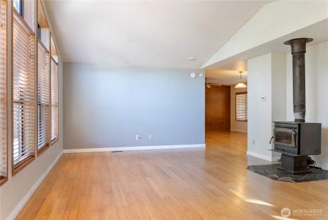 1221 Riverside Avenue Twisp WA 98856