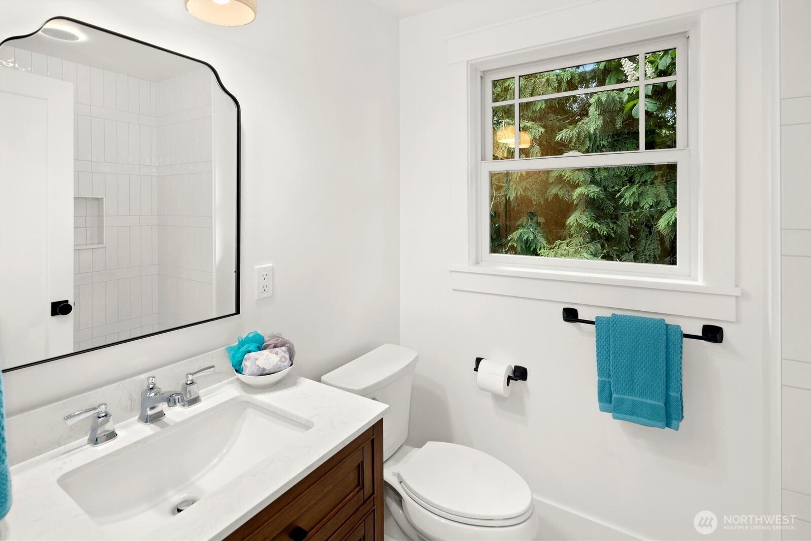 2500 Lorentz Place N Seattle WA 98109