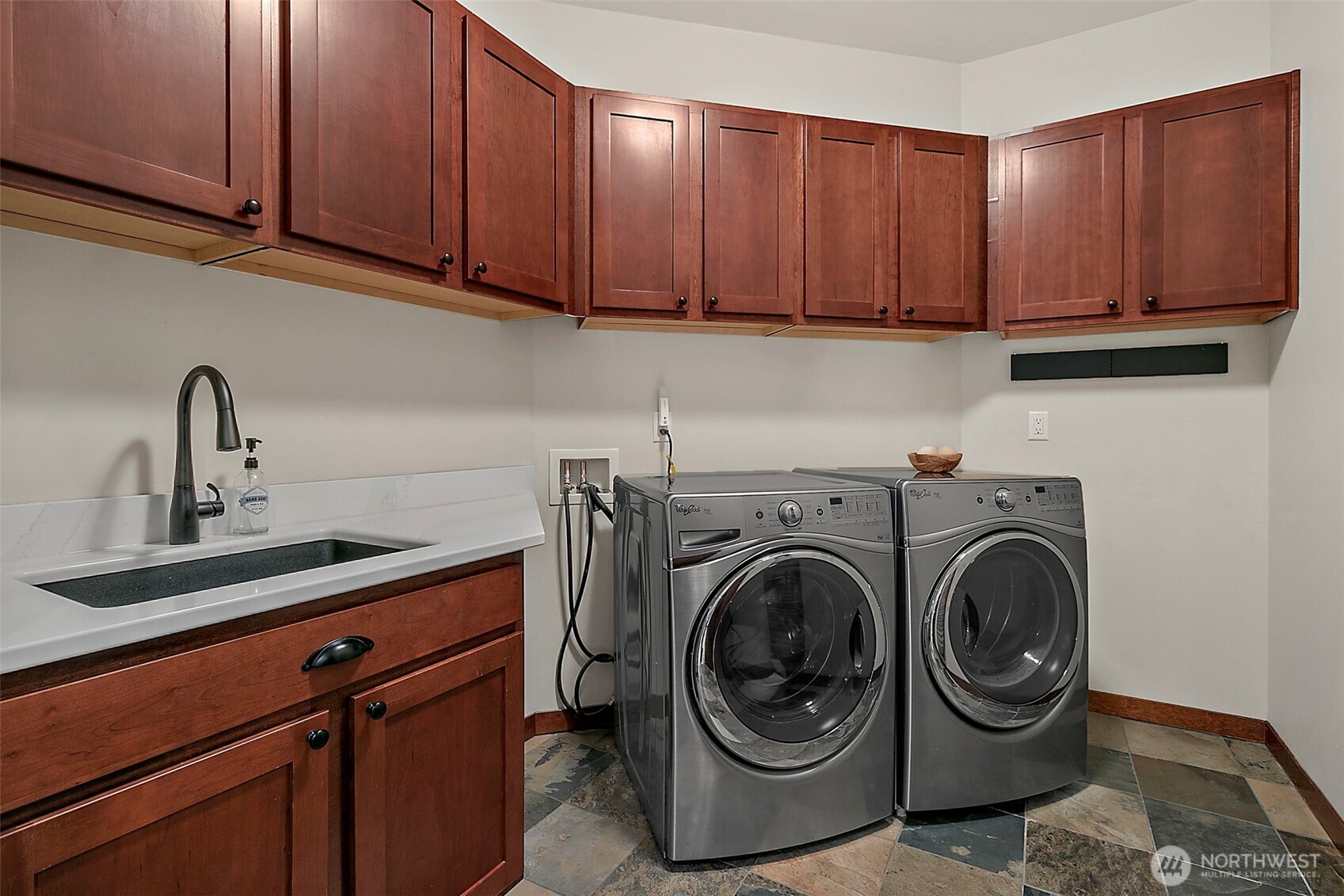 6407 282nd Avenue SE Issaquah WA 98027