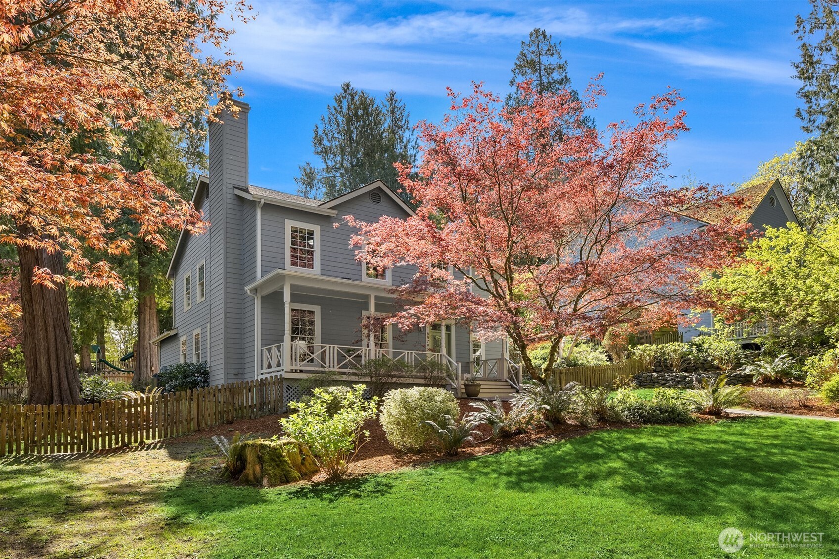 8970 Woodbank Drive NE Bainbridge Island WA 98110