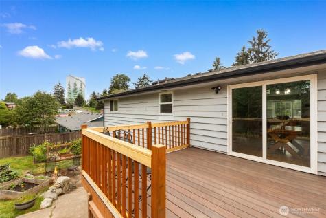 3915 S 248th Street Kent WA 98032