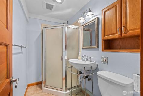 3915 S 248th Street Kent WA 98032