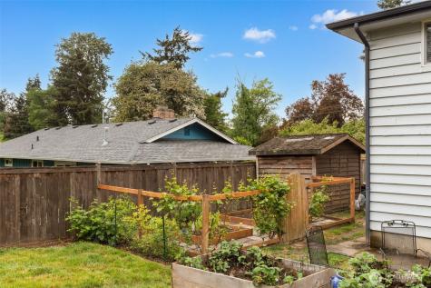 3915 S 248th Street Kent WA 98032