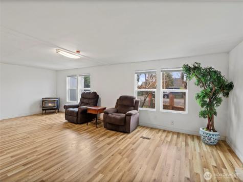 11040 14th Avenue SW Seattle WA 98146
