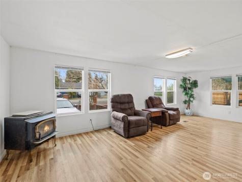 11040 14th Avenue SW Seattle WA 98146