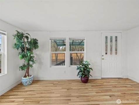 11040 14th Avenue SW Seattle WA 98146