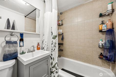 11315 D Street E Tacoma WA 98445