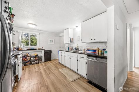 11315 D Street E Tacoma WA 98445