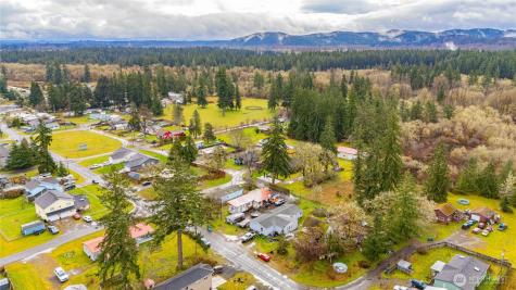 408 W Eagle Avenue Oakville WA 98568