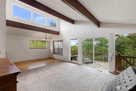 2321 Wheaton Way Bremerton WA 98310