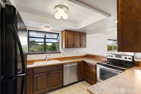 2321 Wheaton Way Bremerton WA 98310