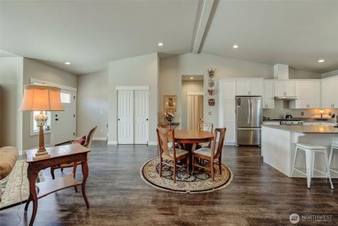 227 Pershing Circle Wenatchee WA 98801