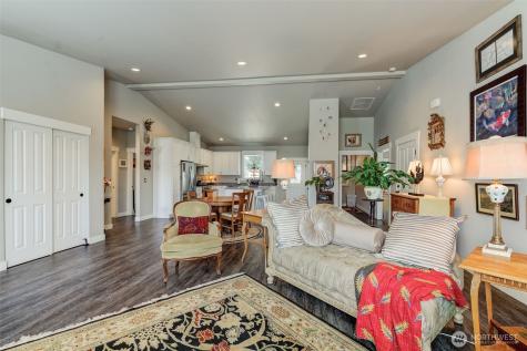 227 Pershing Circle Wenatchee WA 98801