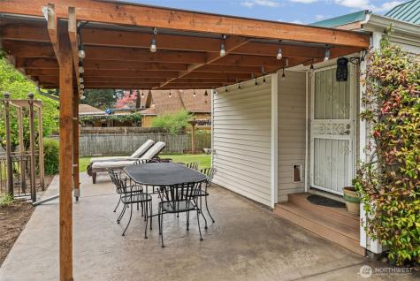1922 76th Street Ct E Tacoma WA 98404