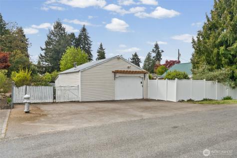 1922 76th Street Ct E Tacoma WA 98404