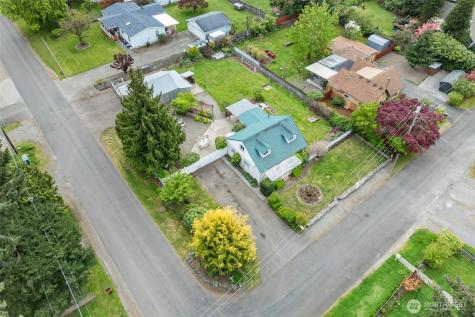 1922 76th Street Ct E Tacoma WA 98404