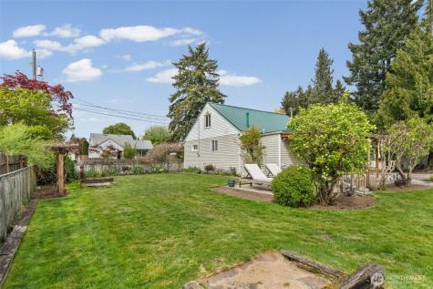 1922 76th Street Ct E Tacoma WA 98404