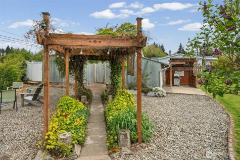 1922 76th Street Ct E Tacoma WA 98404