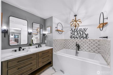 23448 Sherry Lane Mount Vernon WA 98274