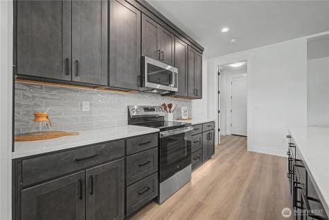 585 Perry Avenue East Wenatchee WA 98802
