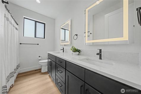 585 Perry Avenue East Wenatchee WA 98802