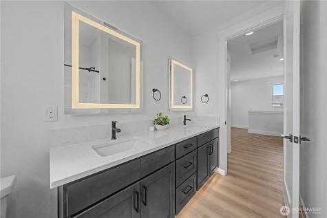 585 Perry Avenue East Wenatchee WA 98802