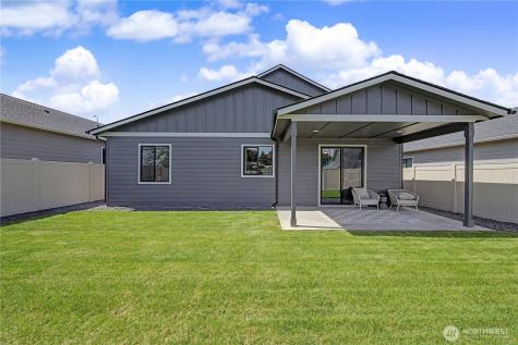 585 Perry Avenue East Wenatchee WA 98802