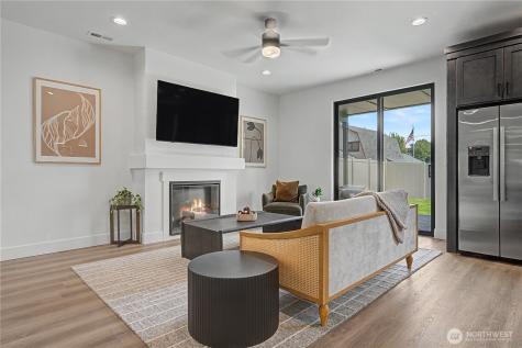585 Perry Avenue East Wenatchee WA 98802