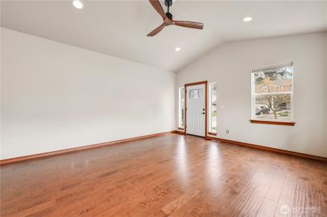 2233 E Rosecrans Court Port Townsend WA 98368