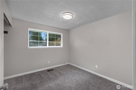17326 SE 265th Street Covington WA 98042