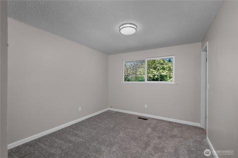17326 SE 265th Street Covington WA 98042