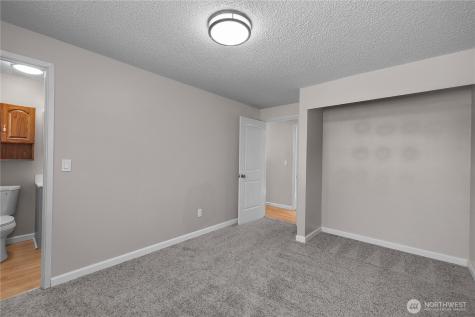 17326 SE 265th Street Covington WA 98042