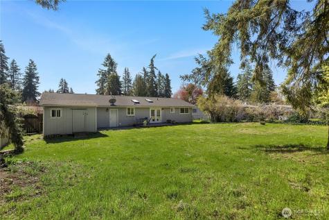 17326 SE 265th Street Covington WA 98042