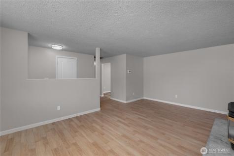 17326 SE 265th Street Covington WA 98042