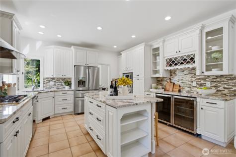 15885 SE 62nd Street Bellevue WA 98006