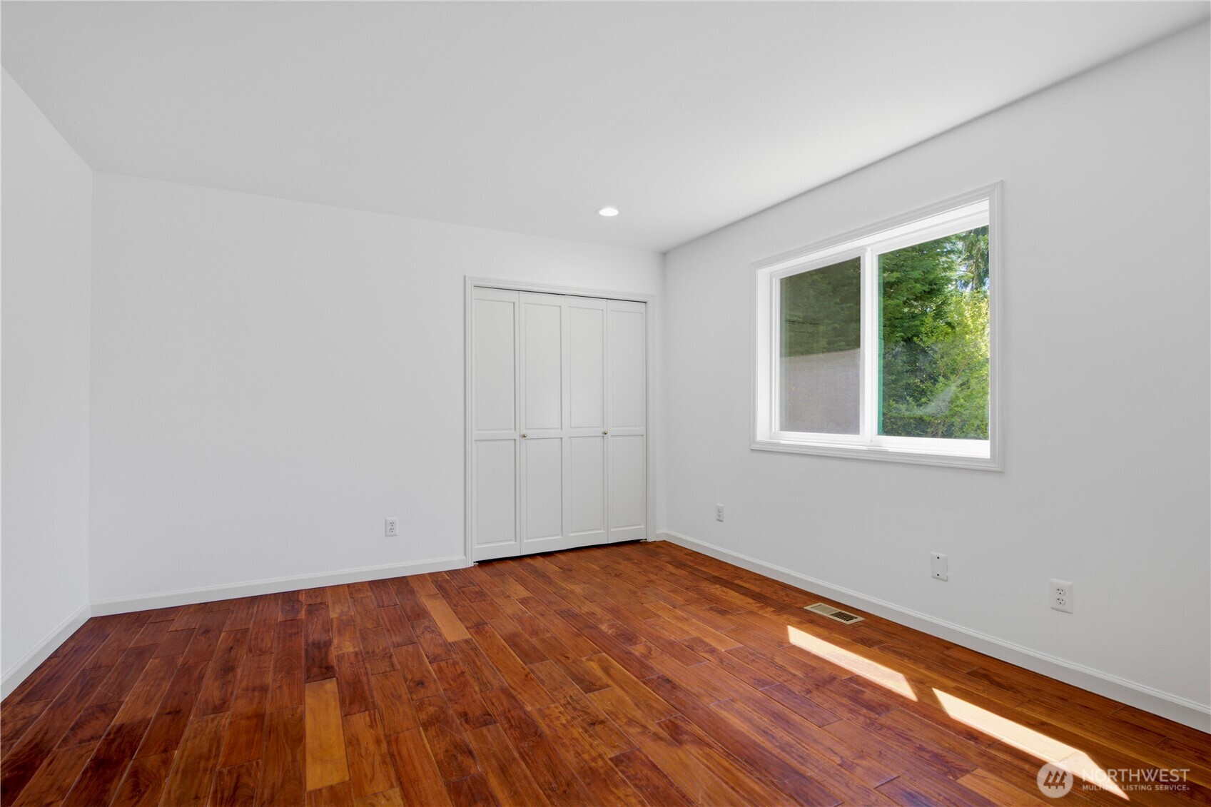 15885 SE 62nd Street Bellevue WA 98006
