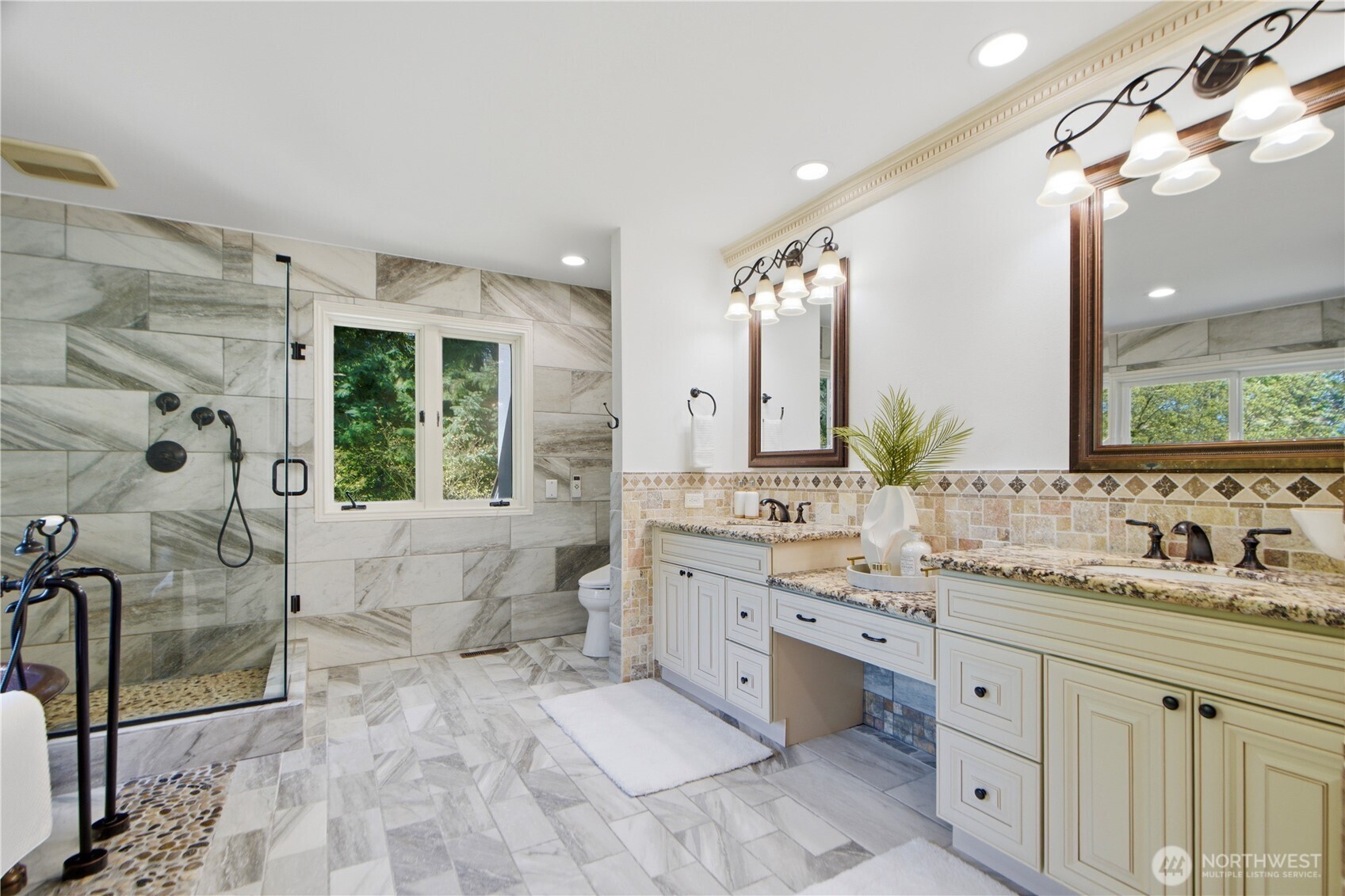 15885 SE 62nd Street Bellevue WA 98006