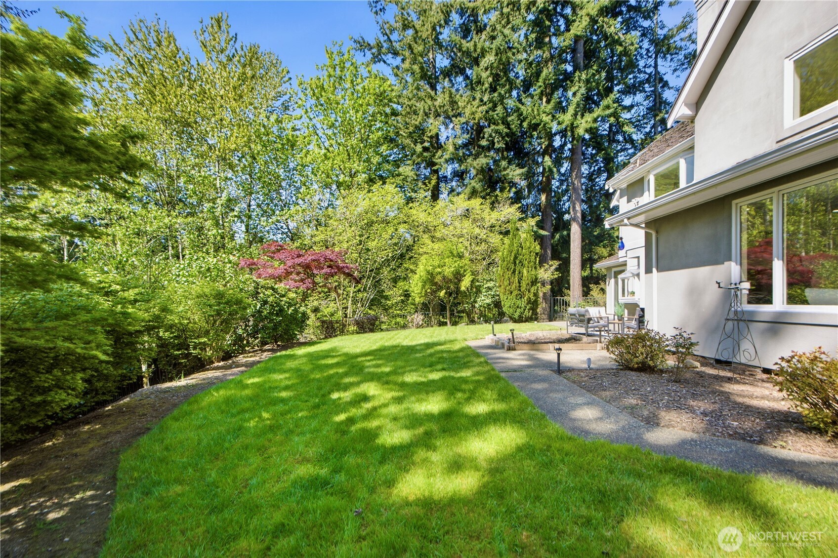 15885 SE 62nd Street Bellevue WA 98006