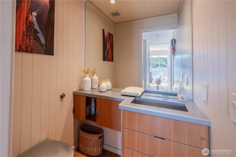 2017 Fairview Avenue E Seattle WA 98102
