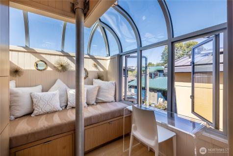 2017 Fairview Avenue E Seattle WA 98102
