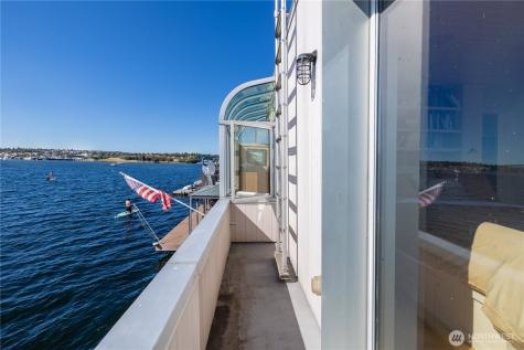 2017 Fairview Avenue E Seattle WA 98102