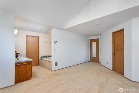 2113 NE 152nd Street Vancouver WA 98686
