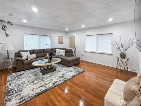 7660 S 126th Street Seattle WA 98178