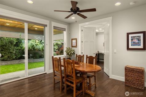 22997 SE 52nd Street Issaquah WA 98029