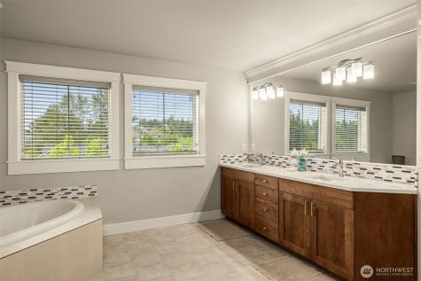22997 SE 52nd Street Issaquah WA 98029