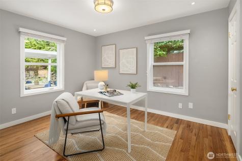 8205 18th Avenue NE Seattle WA 98115