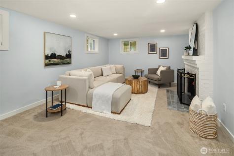 8205 18th Avenue NE Seattle WA 98115