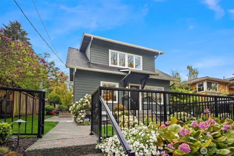 8205 18th Avenue NE Seattle WA 98115