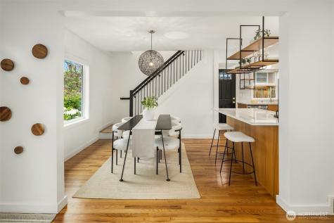8205 18th Avenue NE Seattle WA 98115